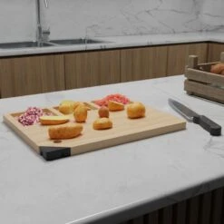 Planche à Découper En Bois Avec Aiguiseur De Couteaux Intégré 8 Planche à Découper En Bois Avec Aiguiseur De Couteaux Intégré -Le Jardin Parfai planche a decouper en bois multifonction 3