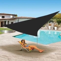Voile D'ombrage Triangulaire 25 Voile D'ombrage Triangulaire -Le Jardin Parfai voile d ombrage triangulaire 5